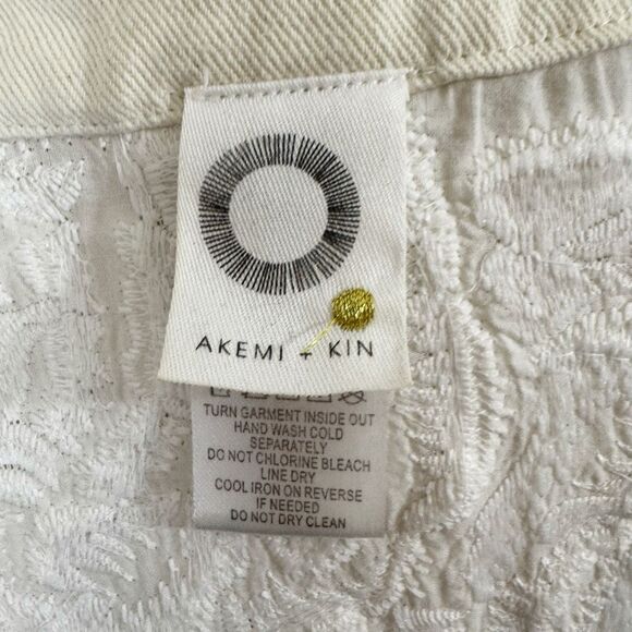 Akemi + Kin Ramona Lace Kimono | Anthropologie White Floral Embroidered Open Fro - Picture 9 of 12